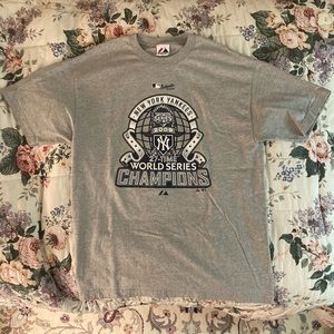 NWOT New York Yankees 2009 World Series Champions t-shirt